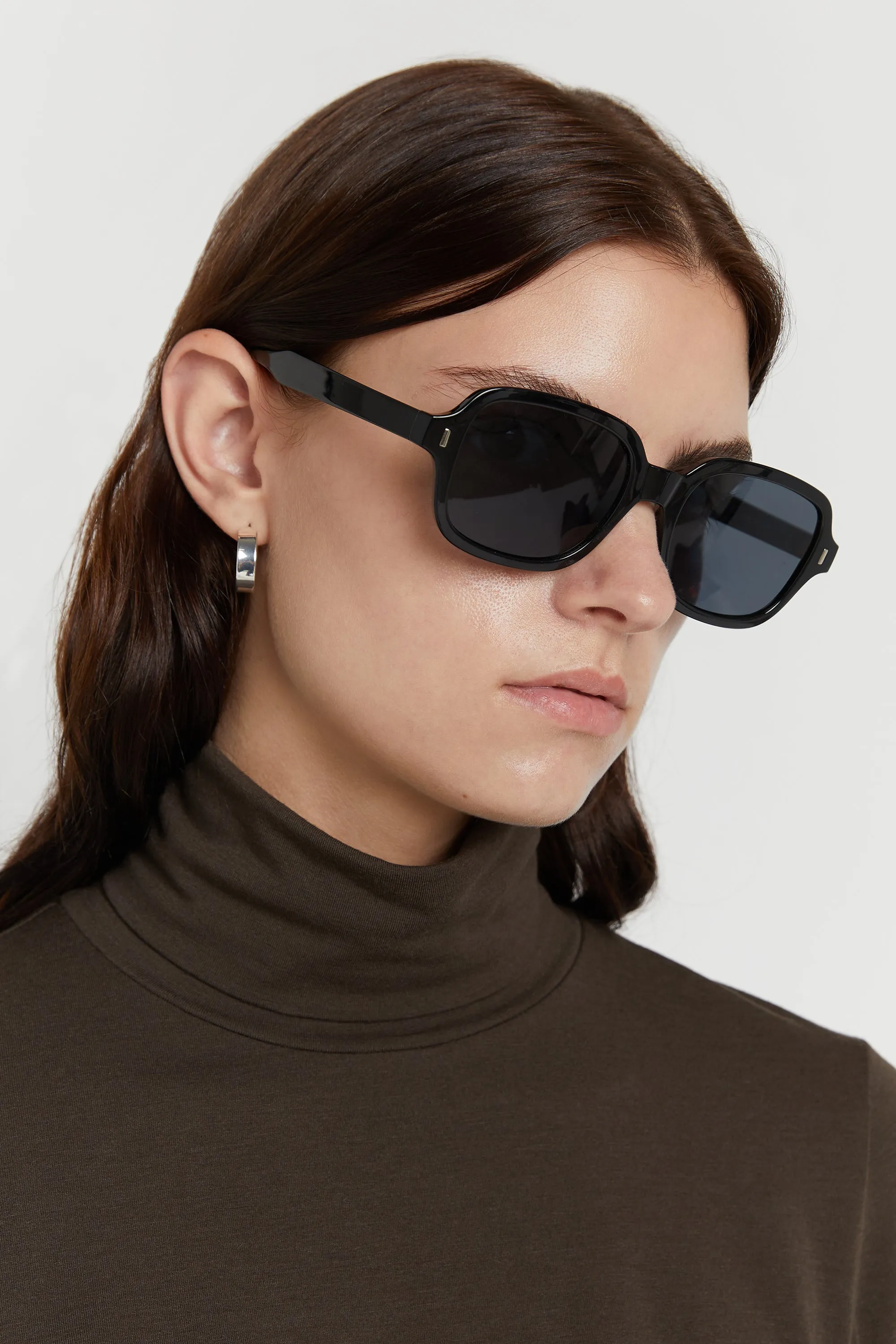 SQUARE FRAME SUNGLASSES